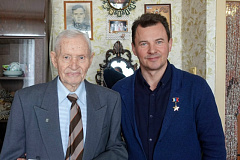 Спасибо за то, что помните и чтите наших героев !