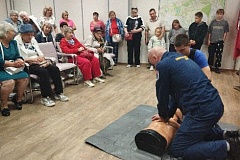 Показали приемы оказания первой помощи
